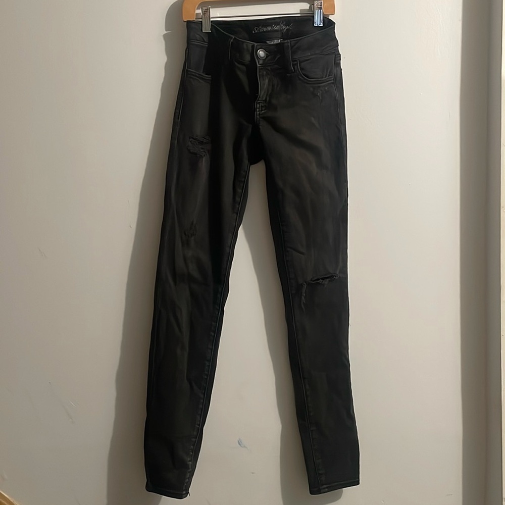American Eagle super stretch Black Denim -destroyed